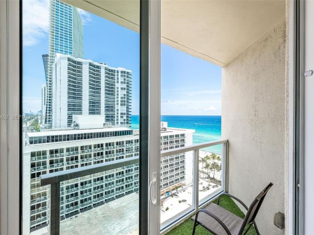 Apartment for rent  Unit #1507 - photo 6887167