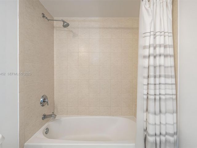 Apartment for rent  Unit #1507 - photo 6887169