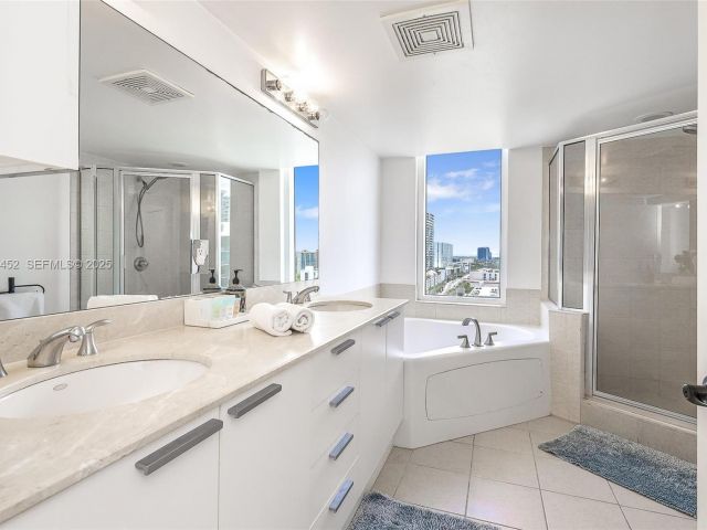 Apartment for rent  Unit #1507 - photo 6887174