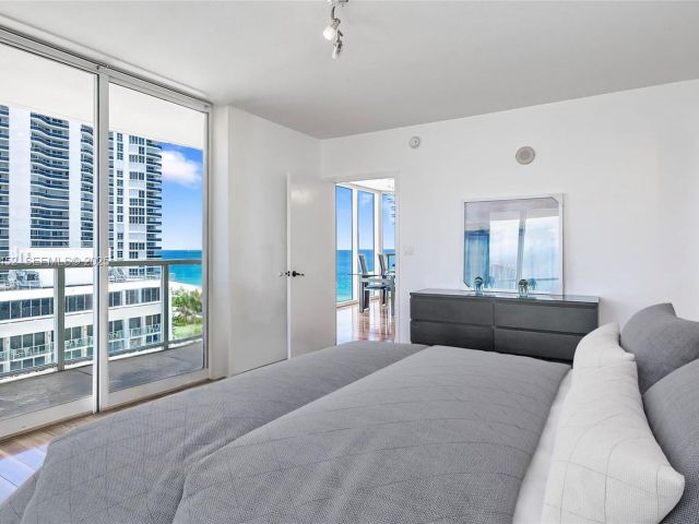 Apartment for rent  Unit #1507 - photo 6887177