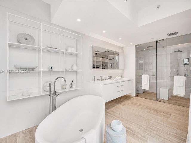 Apartment for sale  Unit #N-322 - photo 6888196