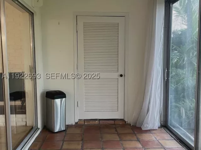3-bedroom home for rent in Pompano Beach - 3141 N Palm Aire Dr 3141 - MondialRealty