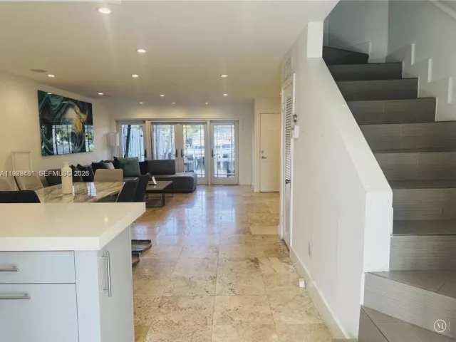 2-bedroom home for rent in North Miami - 1987 NE 123rd St - MondialRealty