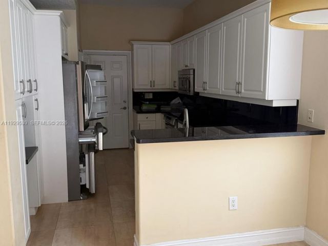 Home for rent at 3085 NE 208th Ter - photo 6886271