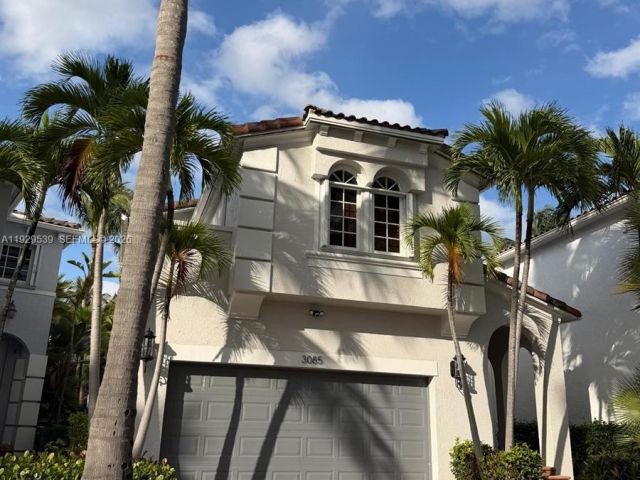 Home for rent at 3085 NE 208th Ter - photo 6886272