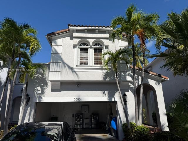 Home for rent at 3085 NE 208th Ter - photo 6886273