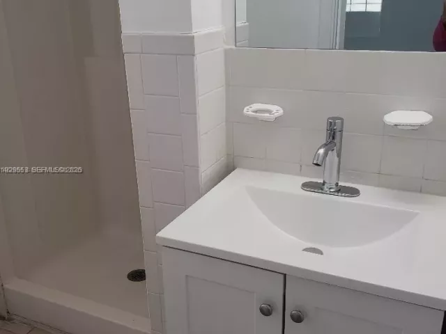 4-bedroom home for rent in North Miami Beach - 2149 NE 179th St 0 - MondialRealty