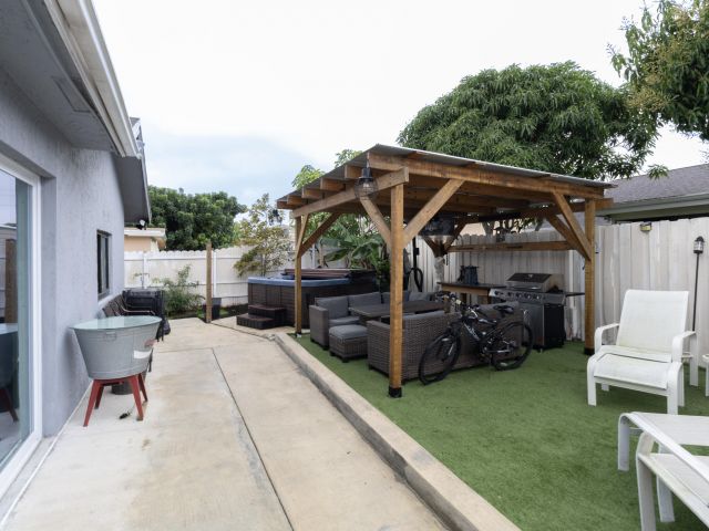 Home for sale at 23287 SW 60th Avenue - photo 6896515