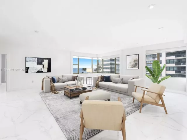 1-bedroom condo for sale in Miami Beach - 5255 Collins Ave 10A - MondialRealty