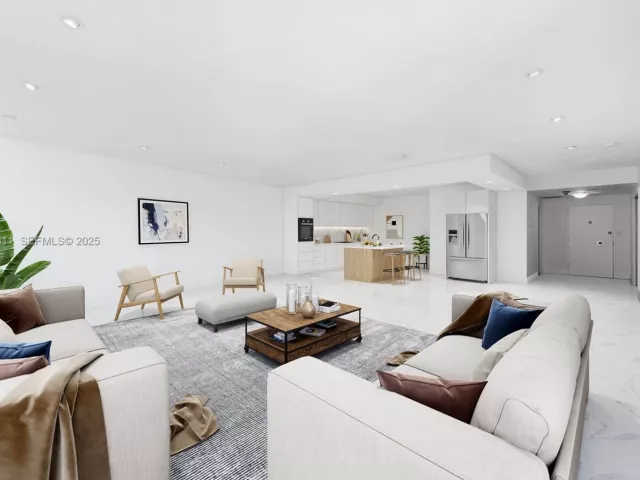 1-bedroom condo for sale in Miami Beach - 5255 Collins Ave 10A - MondialRealty