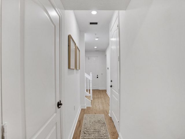 Home for rent at 642 NW 38th Circle - photo 6894457