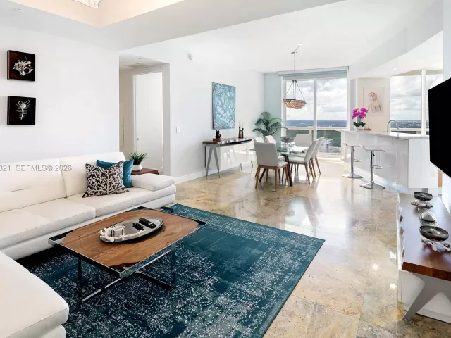 2-bedroom condo for sale in Sunny Isles Beach - 16001 Collins Ave 3005 - MondialRealty