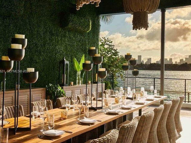 1-bedroom condo for sale in Miami Beach - 1100 West Ave PH 1601 - MondialRealty