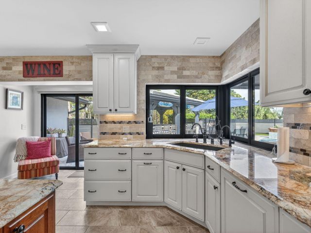 Home for sale at 5212 Foxpointe Circle SE - photo 6887863