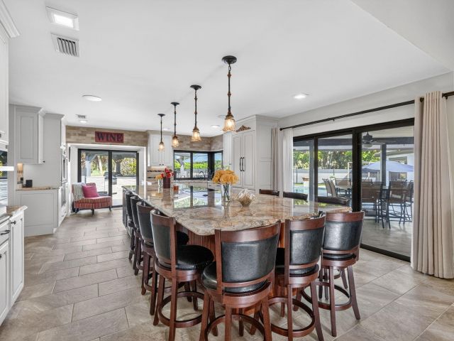 Home for sale at 5212 Foxpointe Circle SE - photo 6887869