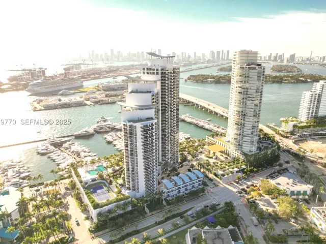 2-bedroom condo for sale in Miami Beach - 400 Alton Rd 2309 - MondialRealty