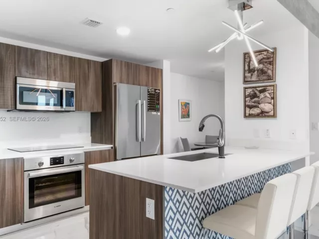 Apartment for sale  Unit #4309 - photo 6890162