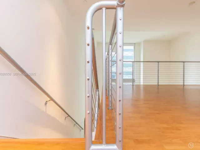 1-bedroom condo for sale in Miami - 1050 Brickell Ave 606 - MondialRealty