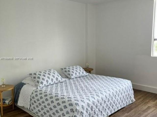 1-bedroom condo for rent in Miami Beach - 1500 Bay Rd 1178S - MondialRealty