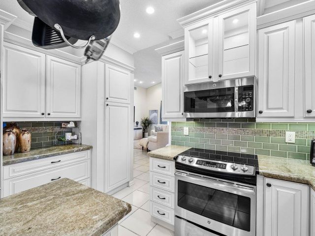 Home for sale at 7155 Via Palomar - photo 6914185