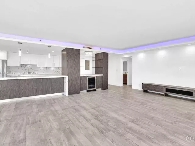 Apartment for sale  Unit #27D - photo 6890511