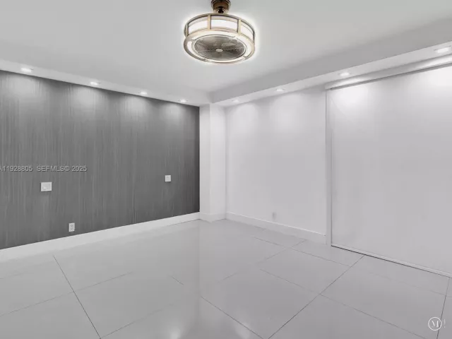 Apartment for sale  Unit #27D - photo 6890502