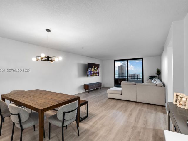 2-bedroom condo for sale in Hallandale Beach - 2500 Parkview Dr 2102 - MondialRealty