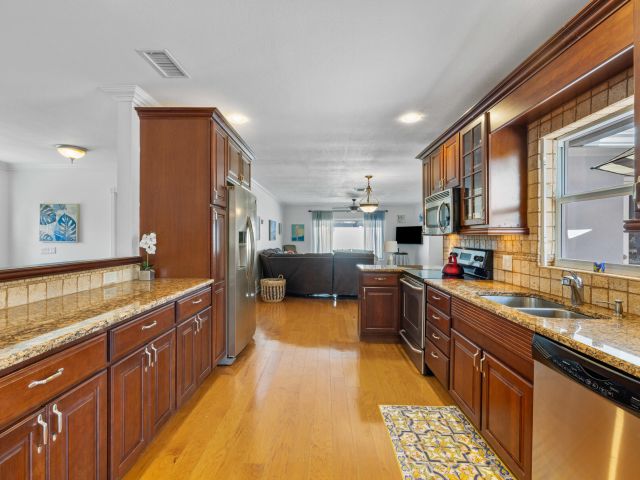 Home for sale at 925 Cypress Drive - photo 6892633