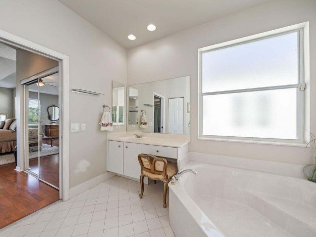 Home for rent at 12919 Hyland Circle - photo 6894310