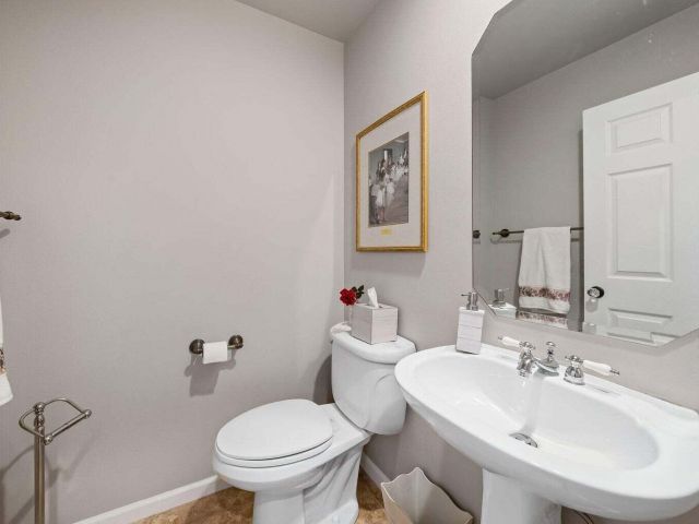 Home for rent at 12919 Hyland Circle - photo 6894315