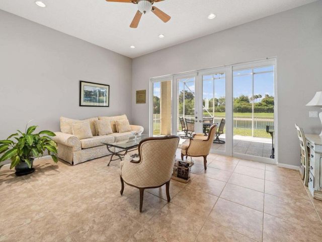 Home for rent at 12919 Hyland Circle - photo 6894319