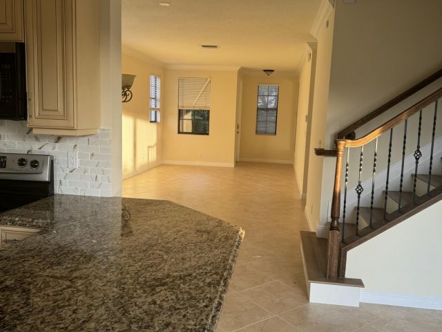 Home for rent at 168 W Astor Circle - photo 6892180