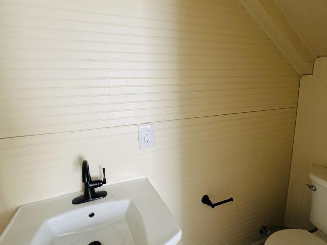 Home for rent at 3319 S Olive Avenue - photo 6917098