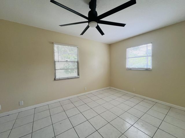 Home for rent at 3319 S Olive Avenue - photo 6917101