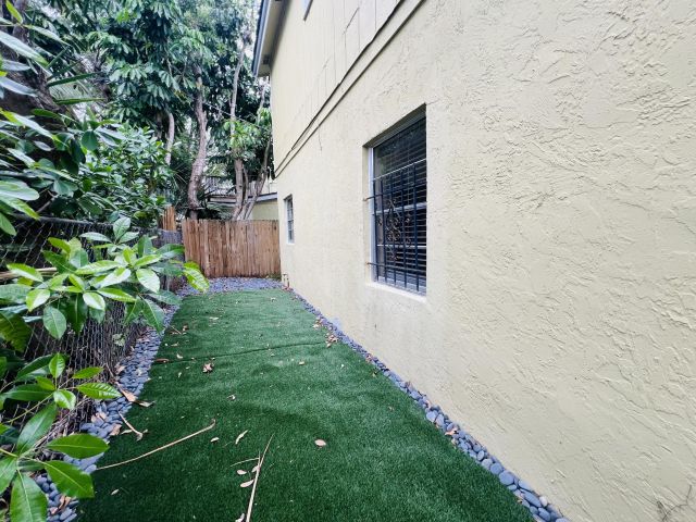 Home for rent at 3319 S Olive Avenue - photo 6917103