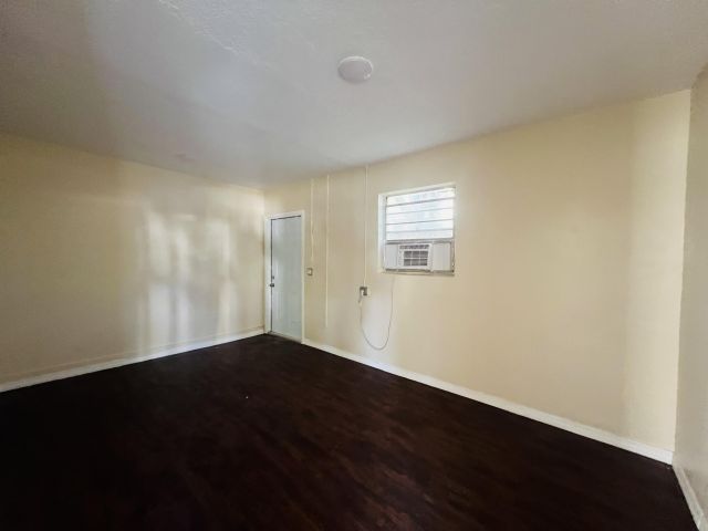 Home for rent at 3319 S Olive Avenue - photo 6917104