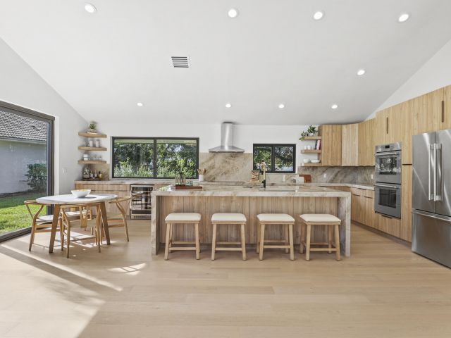 Home for sale at 17902 Milburn Way - photo 6901007