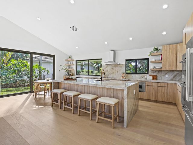 Home for sale at 17902 Milburn Way - photo 6901008