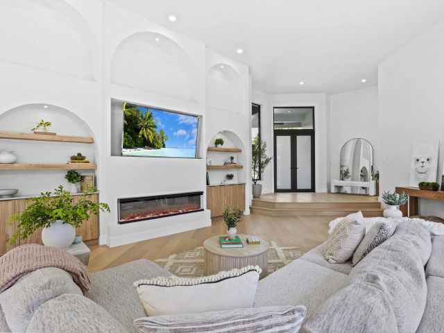 Home for sale at 17902 Milburn Way - photo 6901016