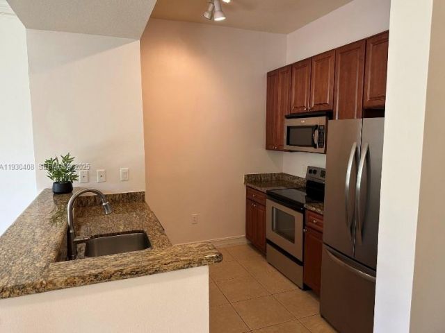 Apartment for sale  Unit #418 - photo 7432925