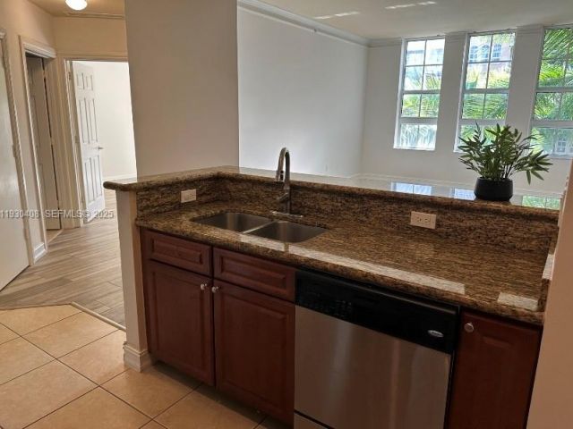 Apartment for sale  Unit #418 - photo 7432926