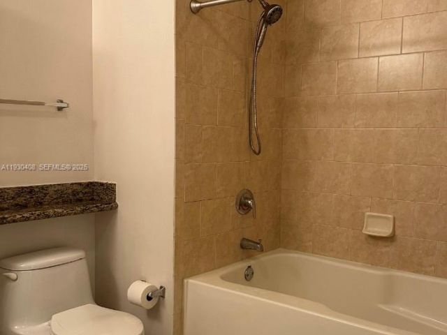 Apartment for sale  Unit #418 - photo 7432931