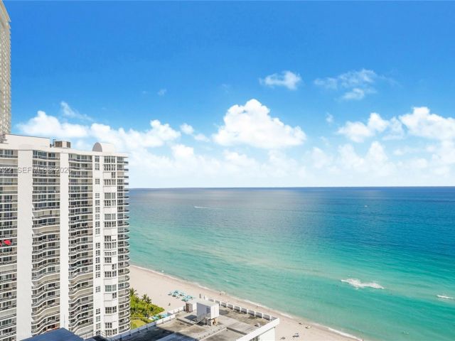 Apartment for rent  Unit #2407 - photo 6897277