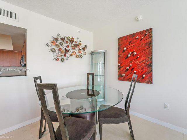 Apartment for rent  Unit #2407 - photo 6897286