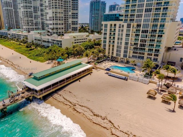 Apartment for rent  Unit #2407 - photo 6897291