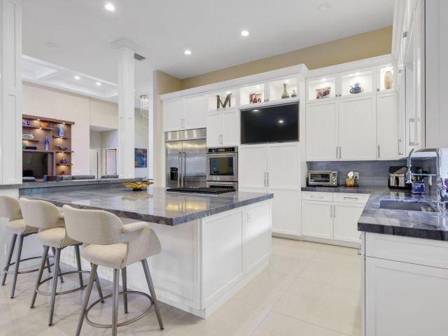 Home for sale at 7039 Mandarin Drive - photo 6903656