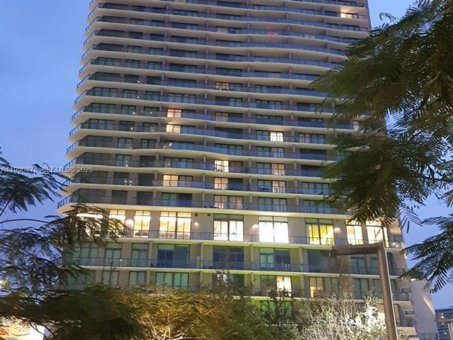 Apartment for rent  Unit #604 - photo 7427766