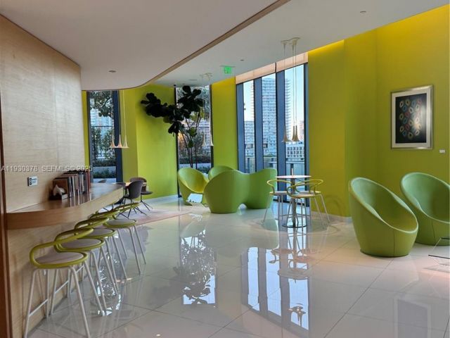 Apartment for rent  Unit #604 - photo 7427783