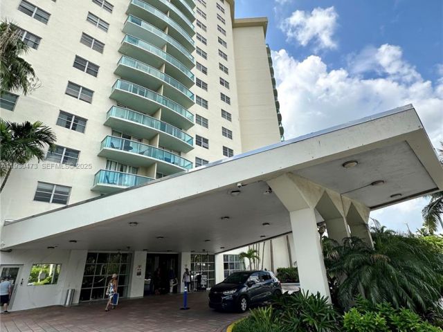 Apartment for sale  Unit #1203 - photo 6897344