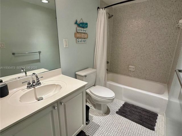 Apartment for sale  Unit #1203 - photo 6897352